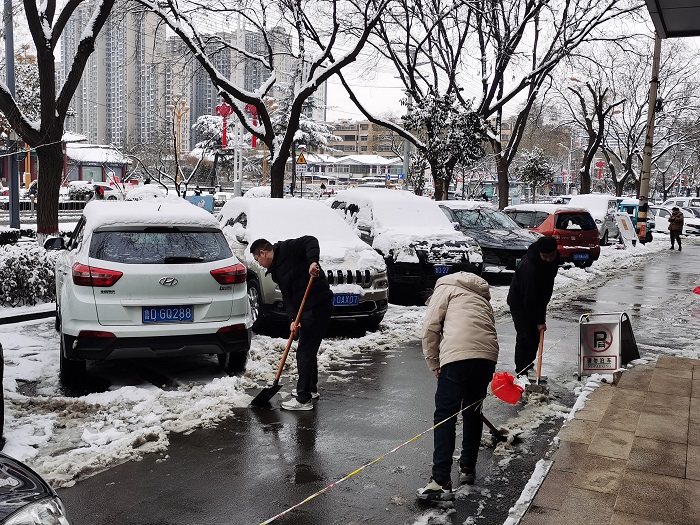 掃雪除冰 (2).jpg 掃雪除冰 (2).jpg