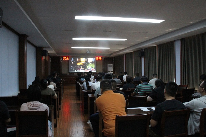 IMG_3565.JPG IMG_3565.JPG