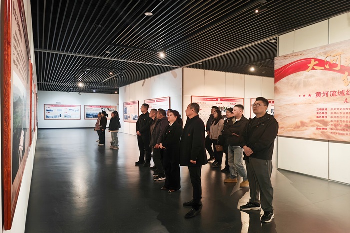 城建集團(tuán)參觀 (1).jpg